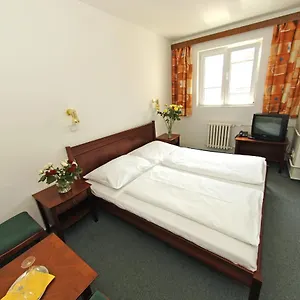 https://balbin.praguehotelsweb.com